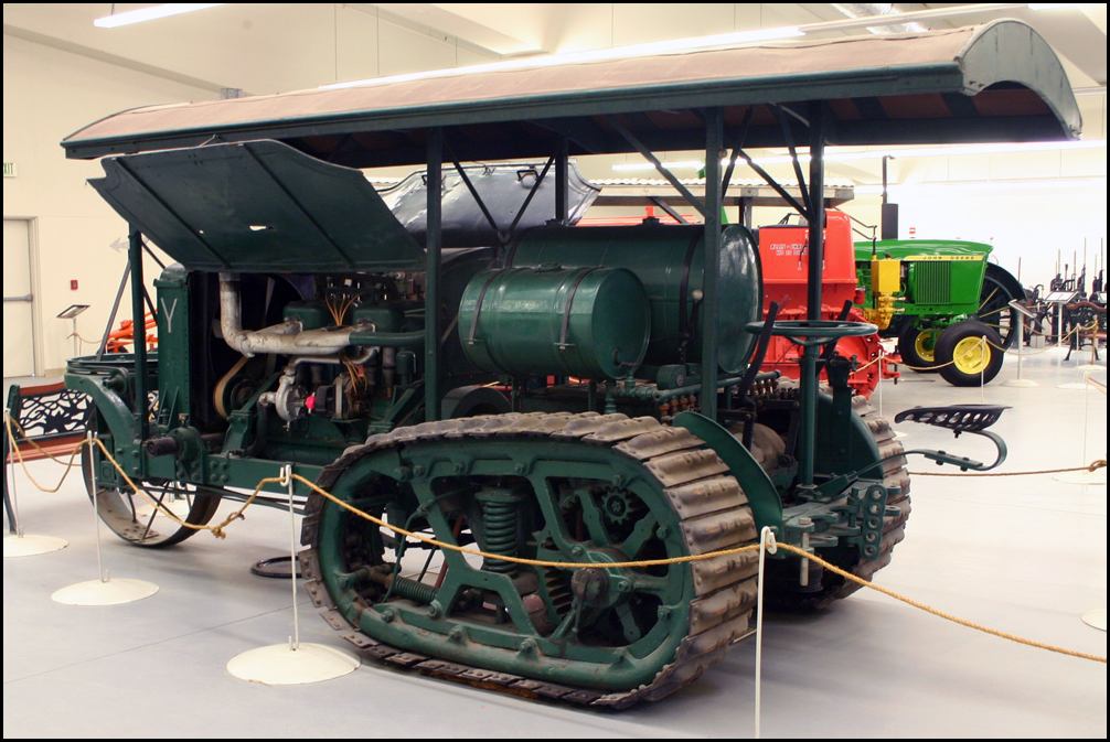 Tulare Antique Farm Equipment Museum